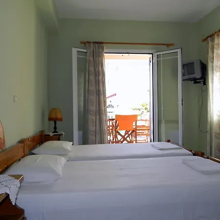Irene Kefalonia Karavomylos